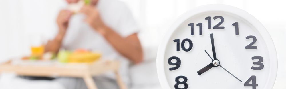 Early Morning Breakfasts Tied to Greater Longevity